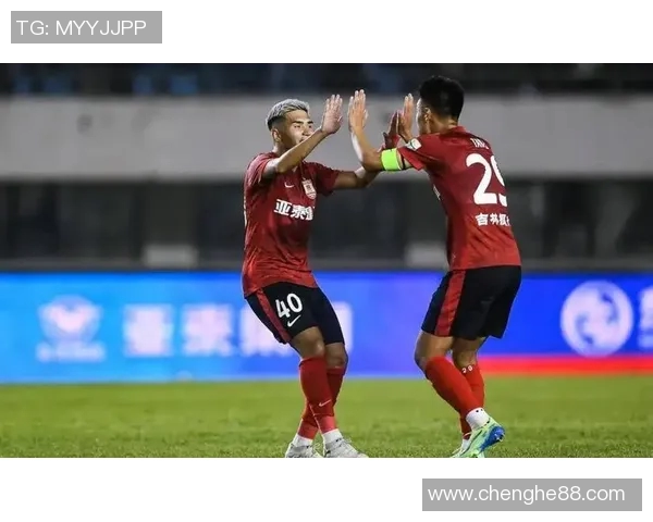 中超冠军荣耀之路:聚焦顶级球队争夺与精彩赛事回顾